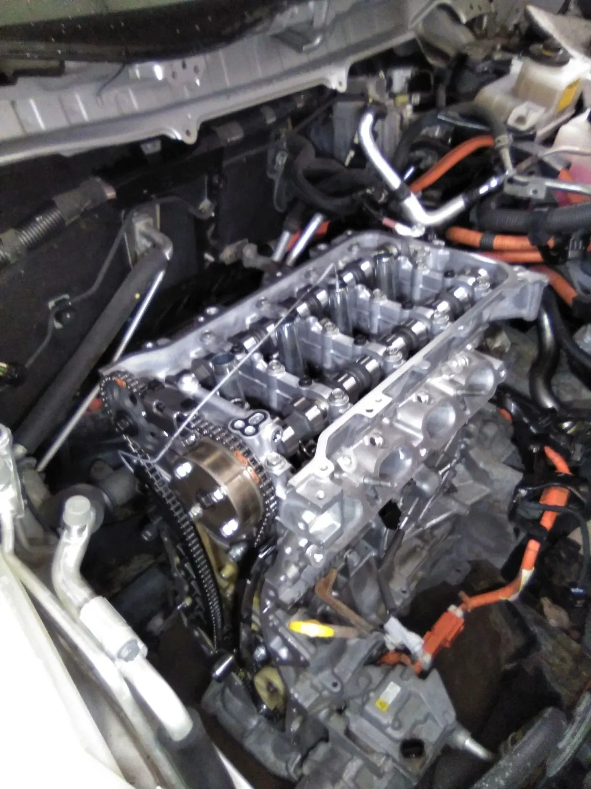 A repaired timing chain with a cleaned up engine block
