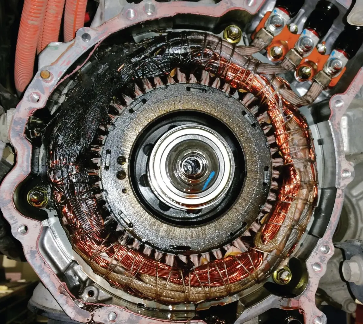A damaged Hybrid Vehicle Drivetrain
